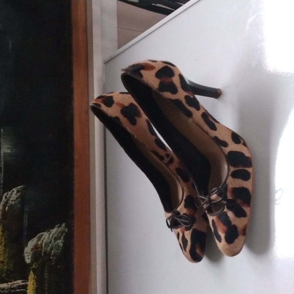 Women's size 6.5 cheetah print heels